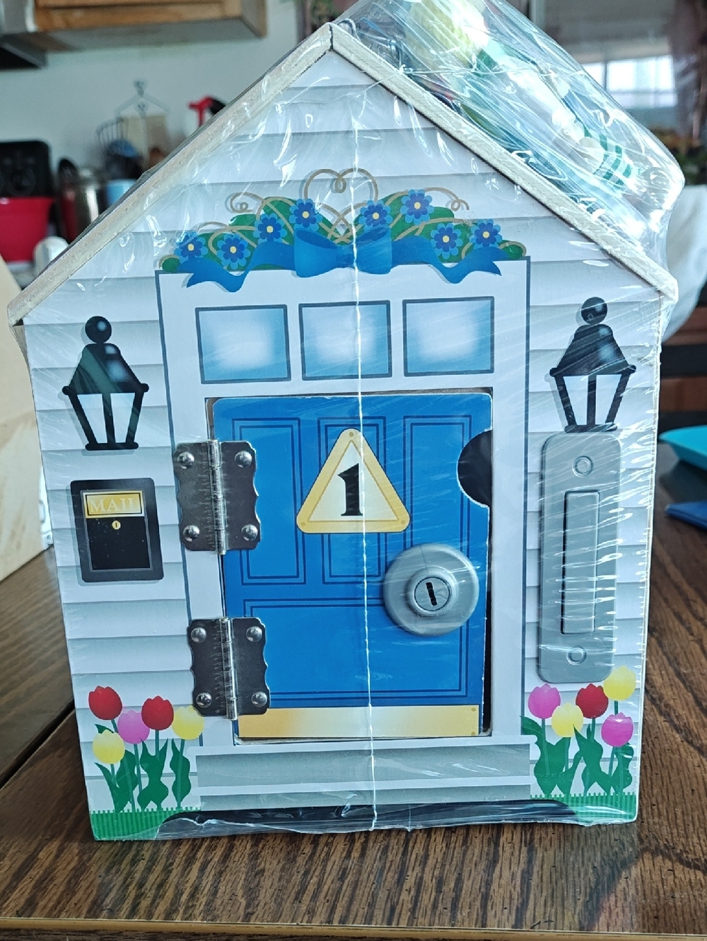 Melissa & Doug BRAND NEW  Playhouse Lockbox with Coordinating Keys And Doorbells
